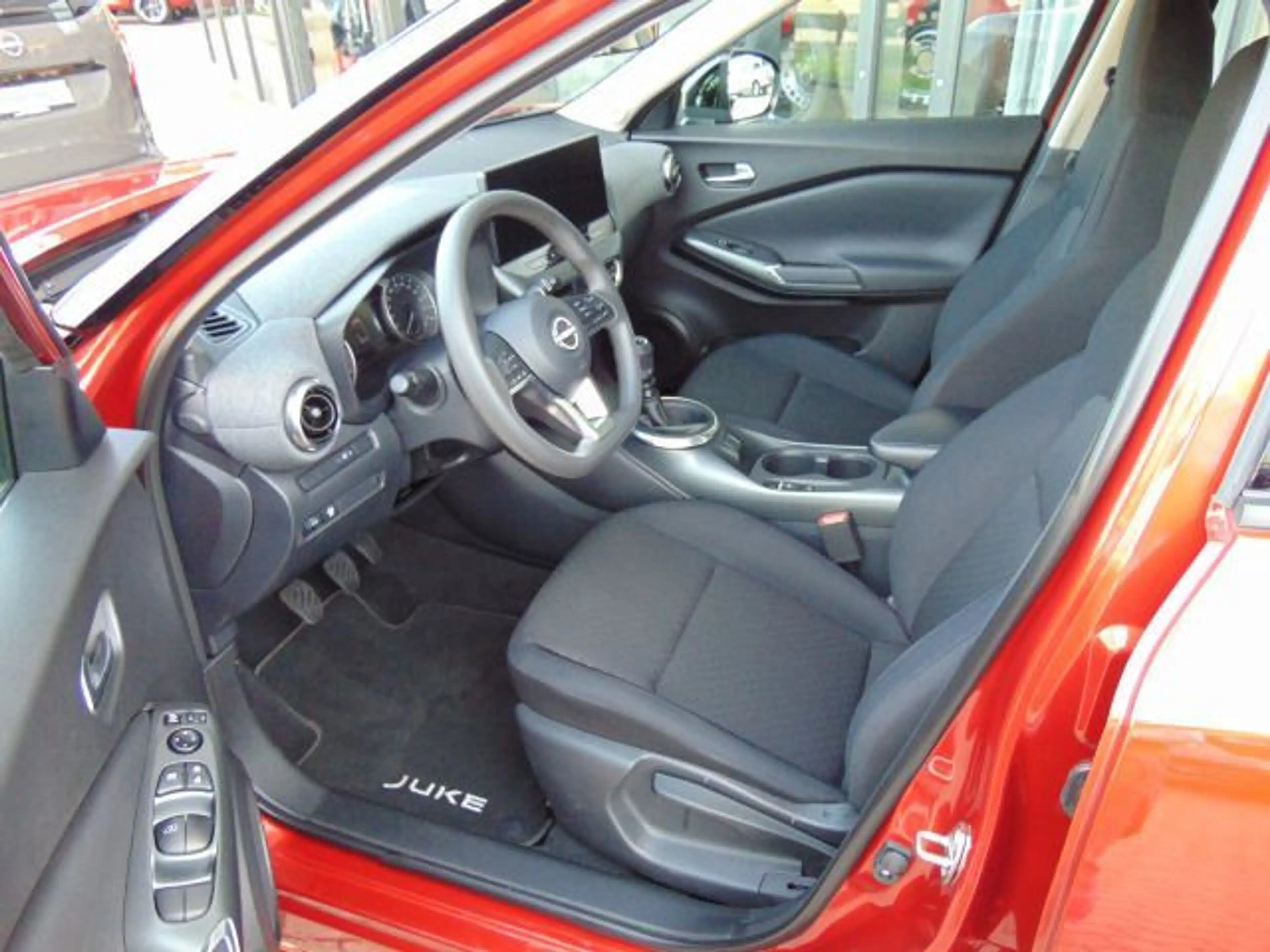 Nissan Juke Acenta Navi, Komfort-Paket & Rückfahrkamera — photo 6