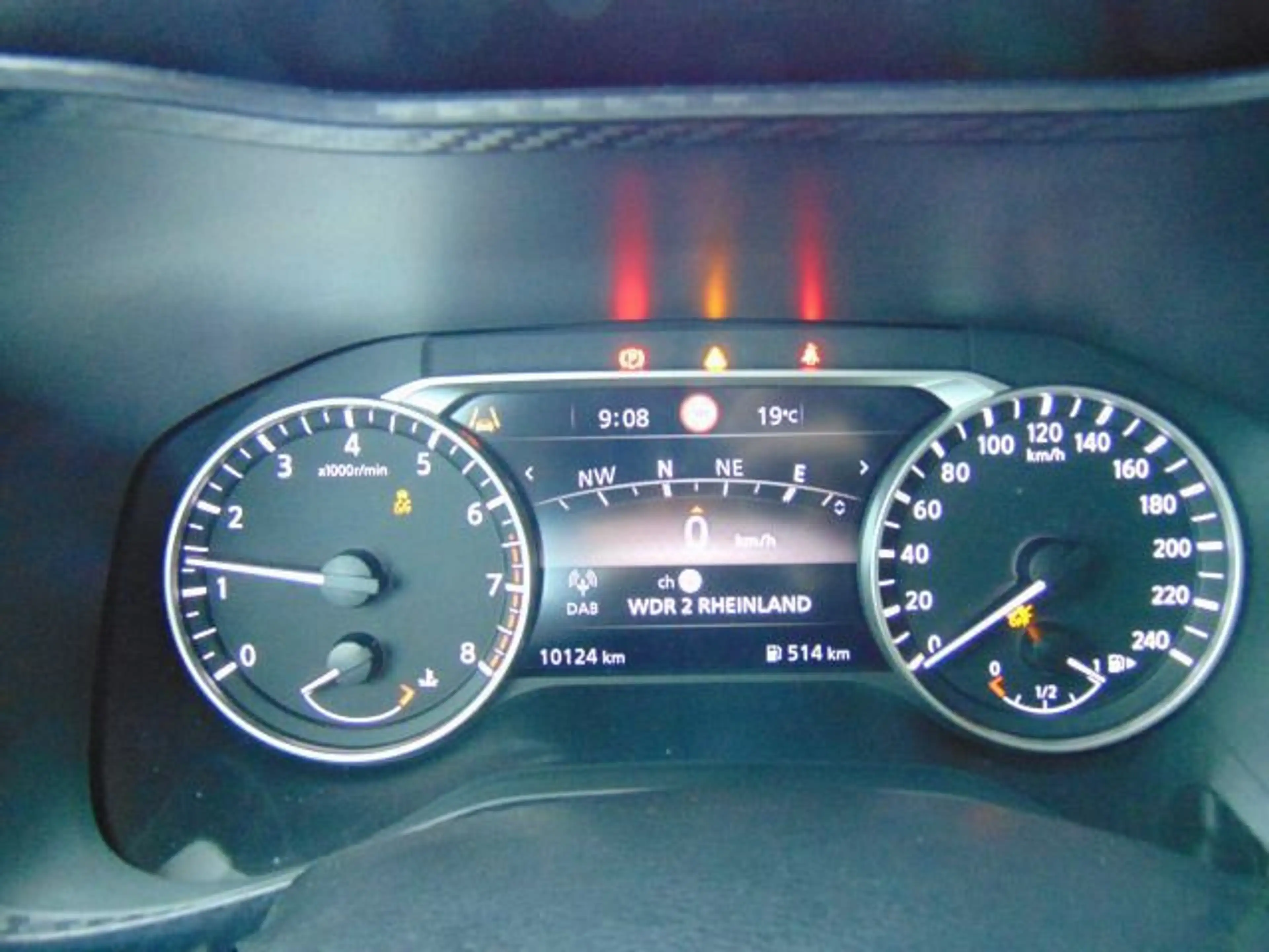 Nissan Juke Acenta Navi, Komfort-Paket & Rückfahrkamera — photo 10