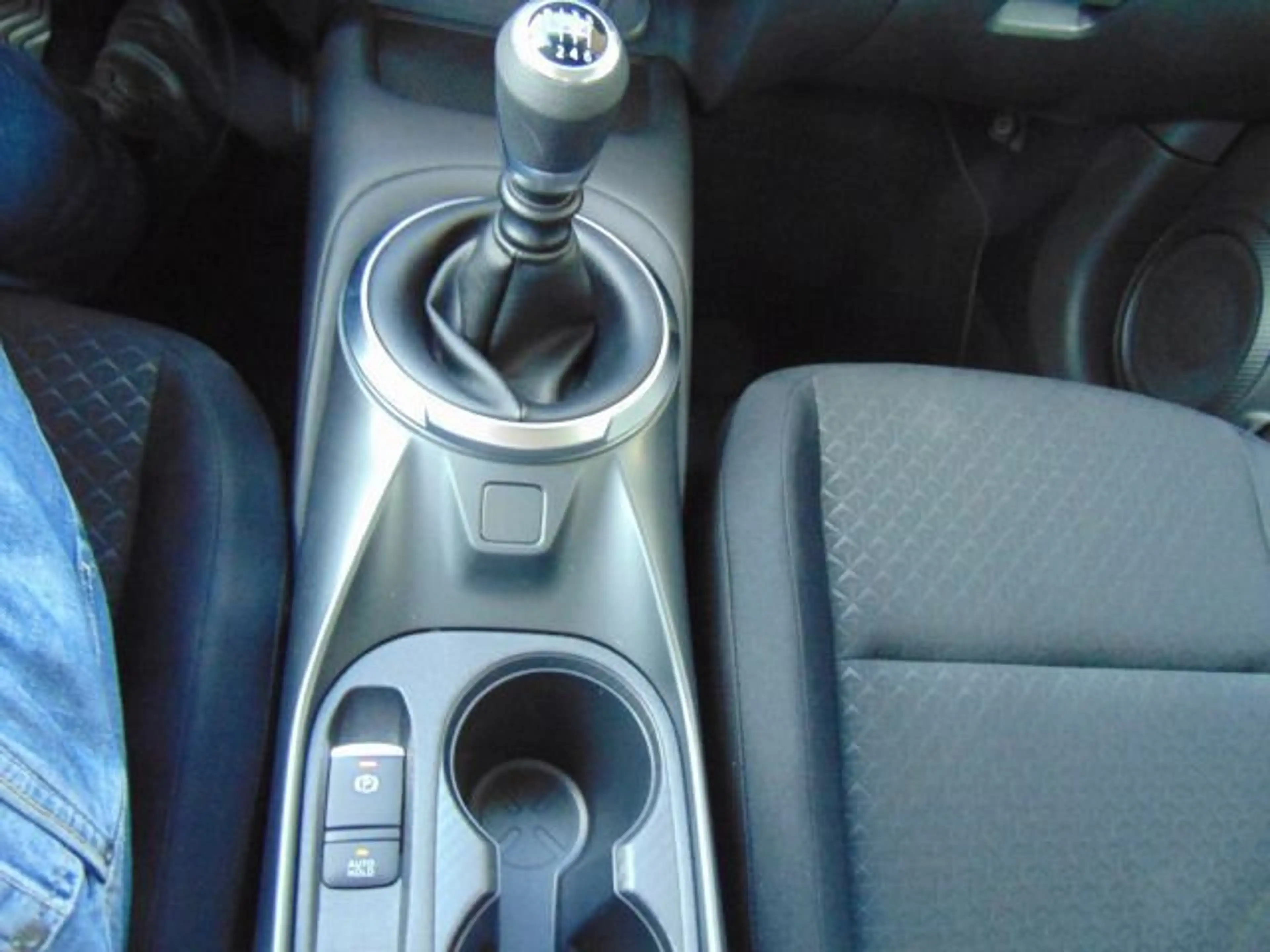 Nissan Juke Acenta Navi, Komfort-Paket & Rückfahrkamera — photo 13