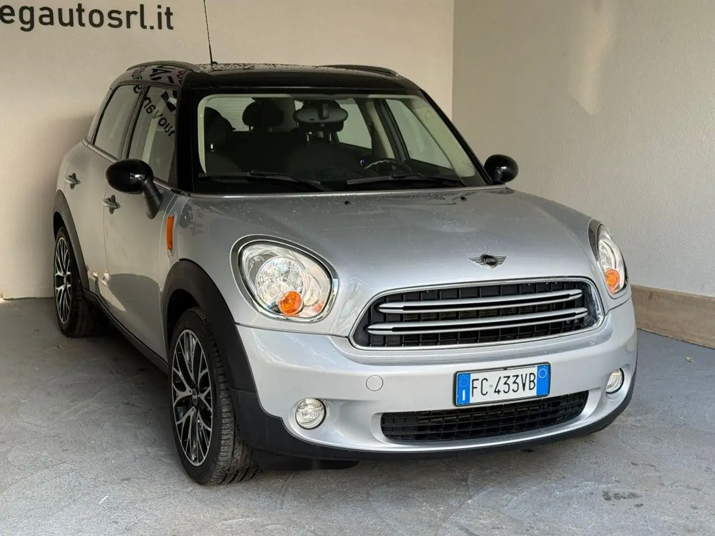 MINI Cooper D Countryman Mini Gris - 2