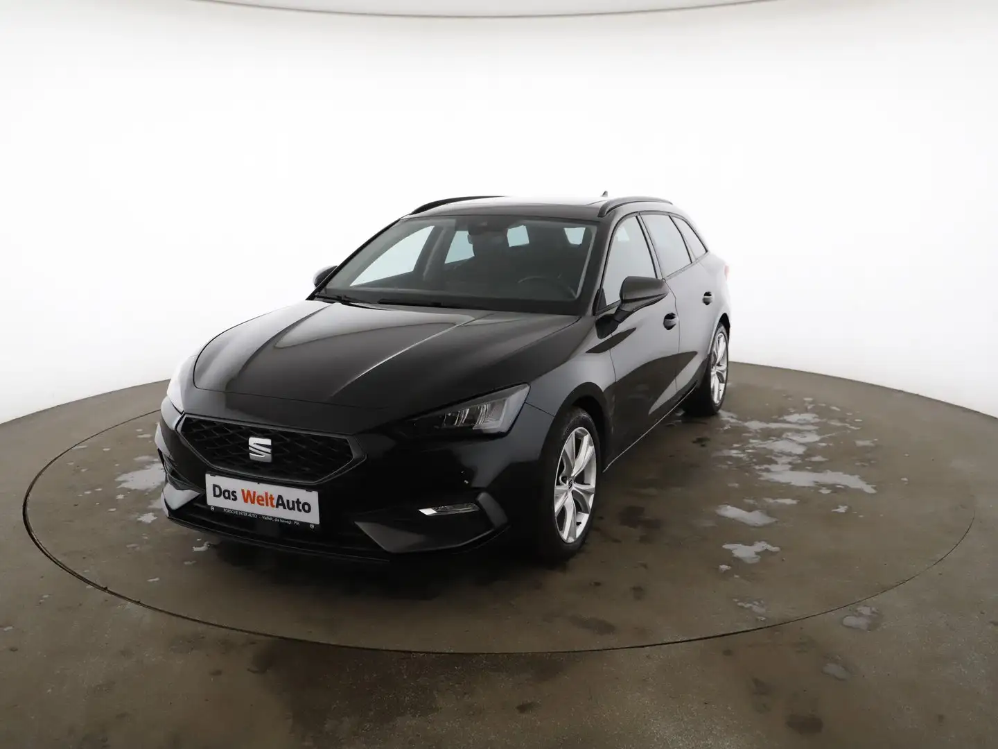 SEAT Leon FR 2.0 TDI DSG Schwarz - 1