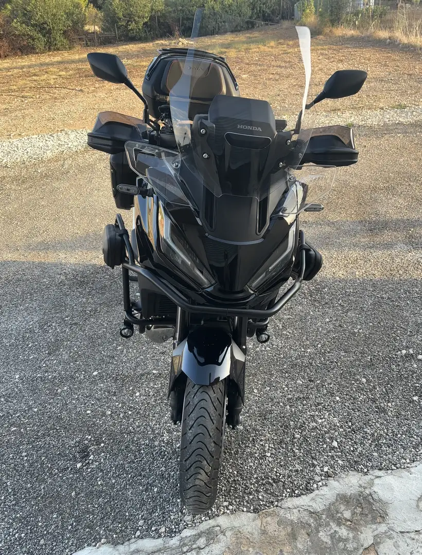 Honda NT 1100 travel dct - 2