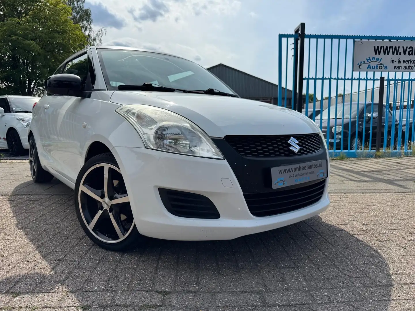 Suzuki Swift 1.2 Black&White A-C Elek Pakket Lmv USB Blanc - 2