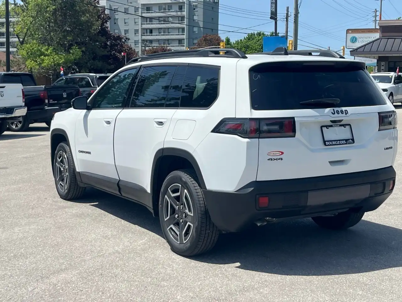 Jeep Cherokee снимка Jeep Cherokee