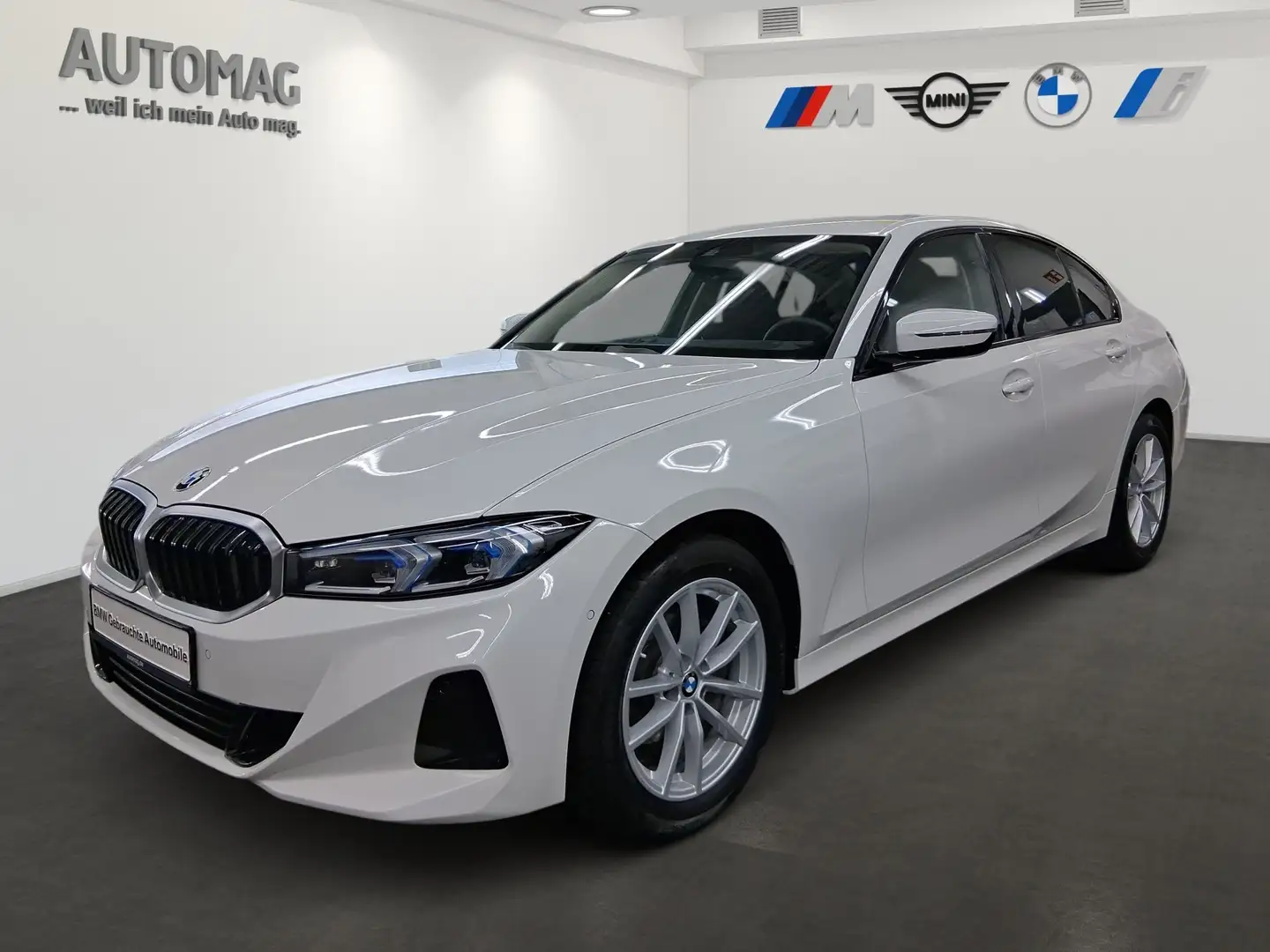 BMW 320 d Limousine*AHK*Komfortzugang*Memory*Adaptiver LED Weiß - 1