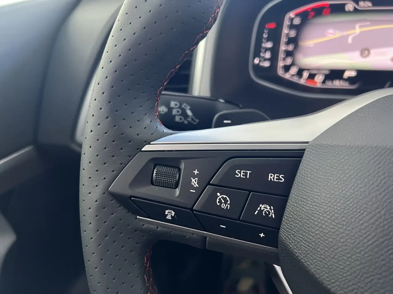 SEAT Ateca DSG FR Black Edition 360°|AHK|ACC|Stdhzg 19