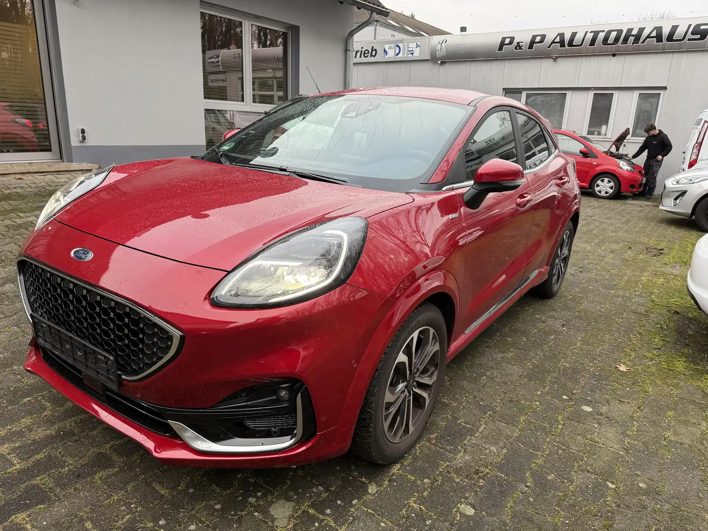 Ford Puma ST-Line Vignale Rot - 1