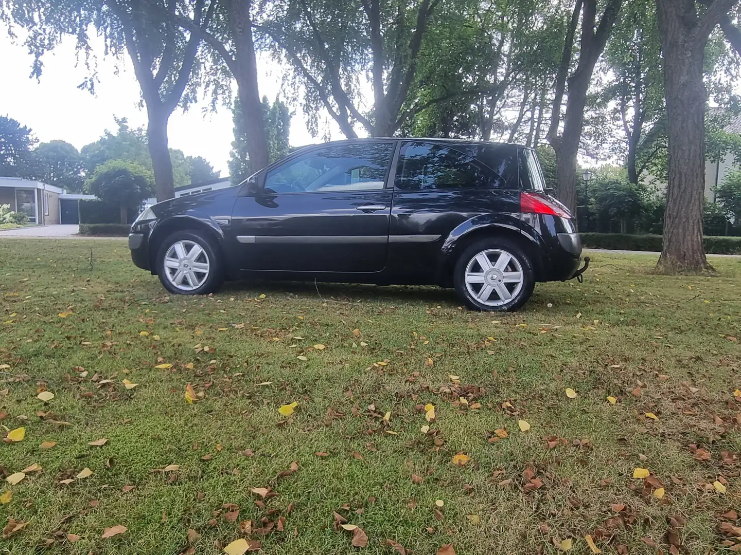 Renault Megane 1.6-16V Expression Luxe APK tot 15-07-2026! Noir - 2