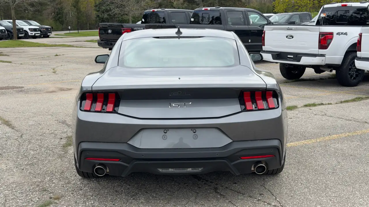 Ford Mustang снимка Ford Mustang