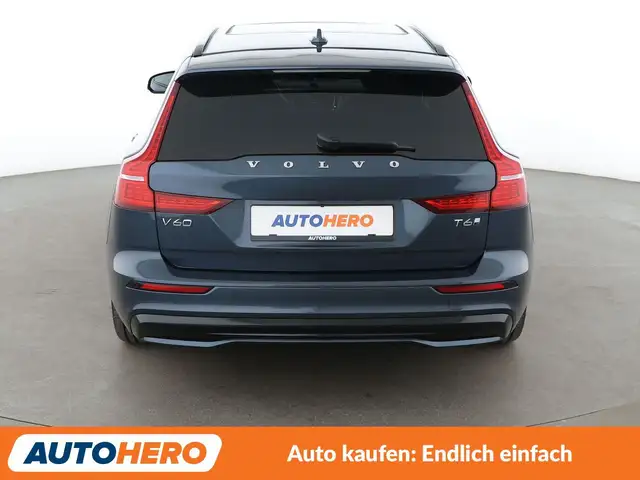 Volvo V60 view 5