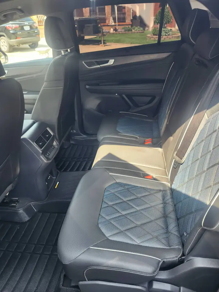 Volkswagen Atlas снимка Volkswagen Atlas