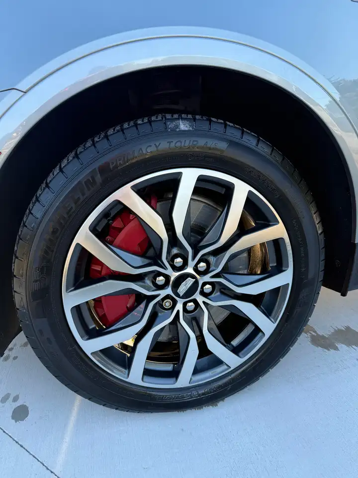 Cadillac XT5 снимка Cadillac XT5