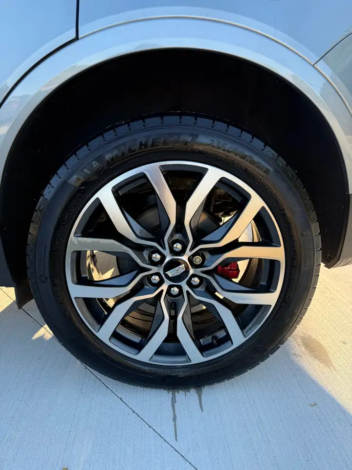 Cadillac XT5 снимка Cadillac XT5