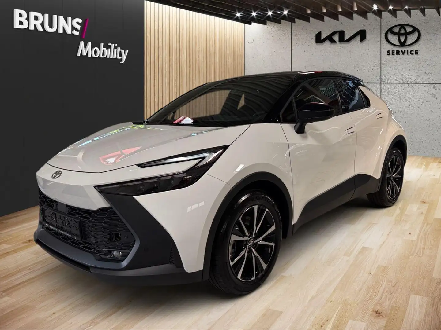 Toyota C-HR 2.0 Plug-In Hybrid Teamplayer +Technikpaket White - 2