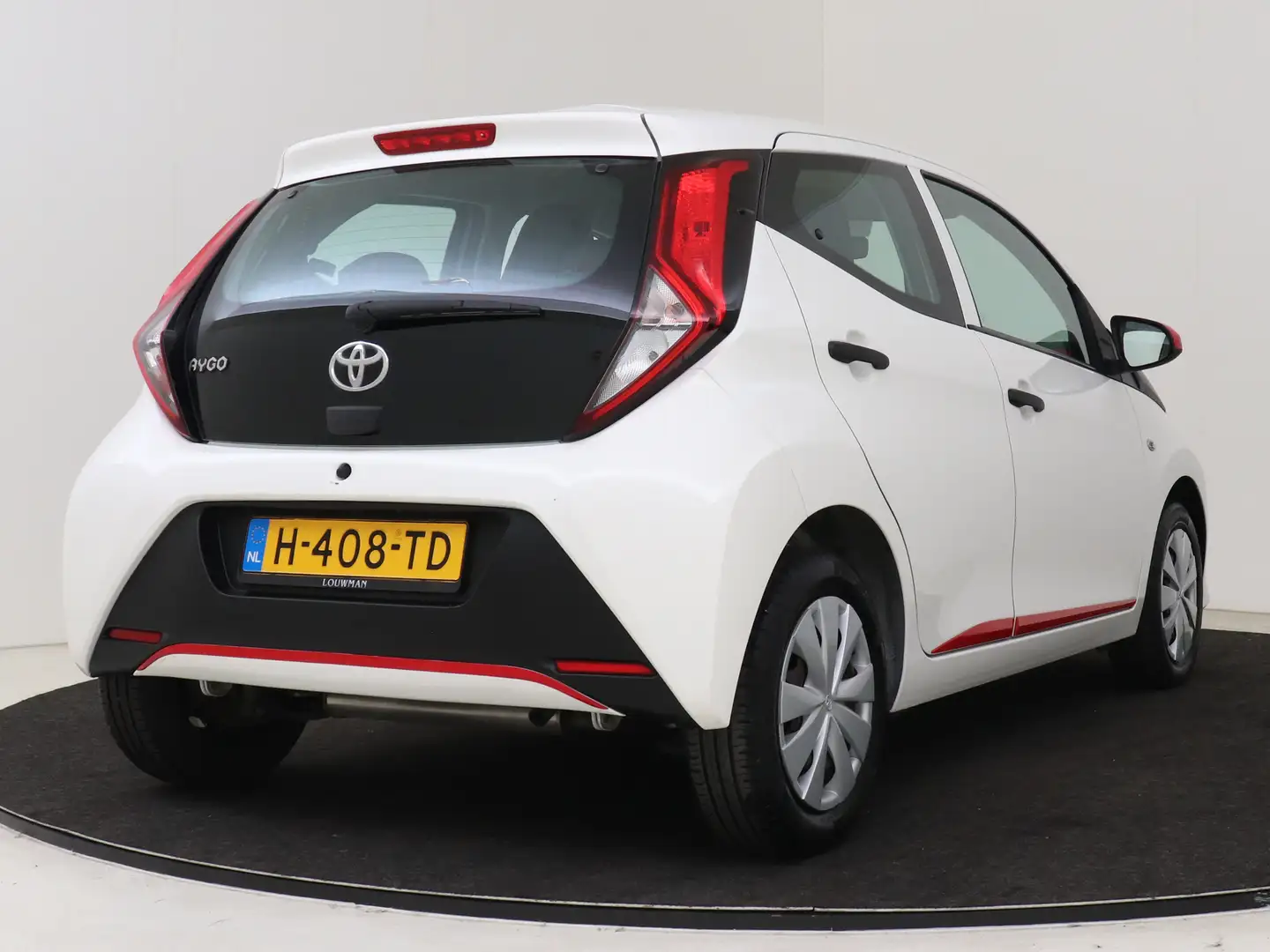 Toyota Aygo 1.0 VVT-i x-fun I Airco I 5 Deurs I Zuinig I Centr Wit - 2