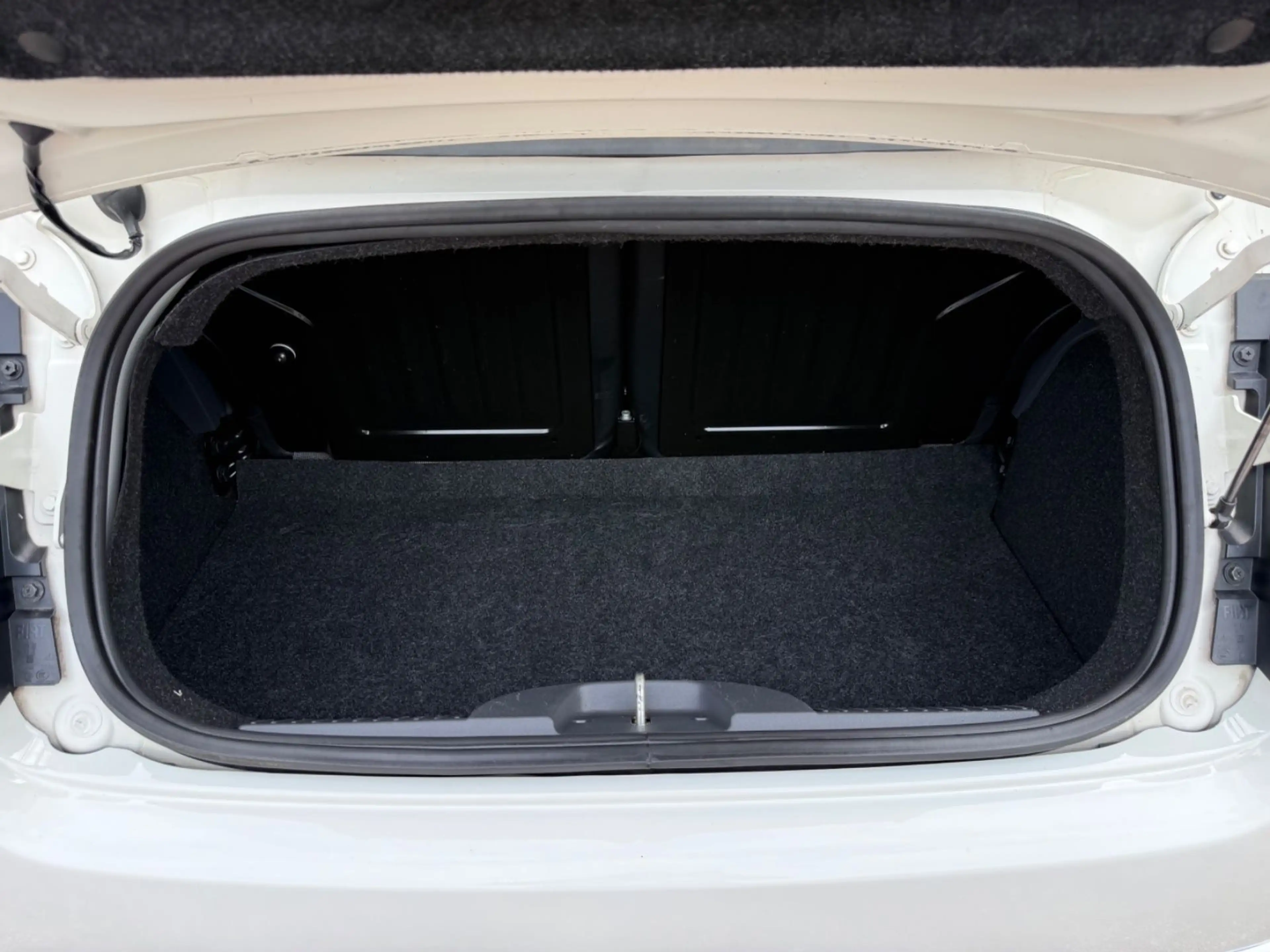 Fiat 500C 0.9 TwinAir Lounge *86 PS/PDC/CABRIO* — photo 8