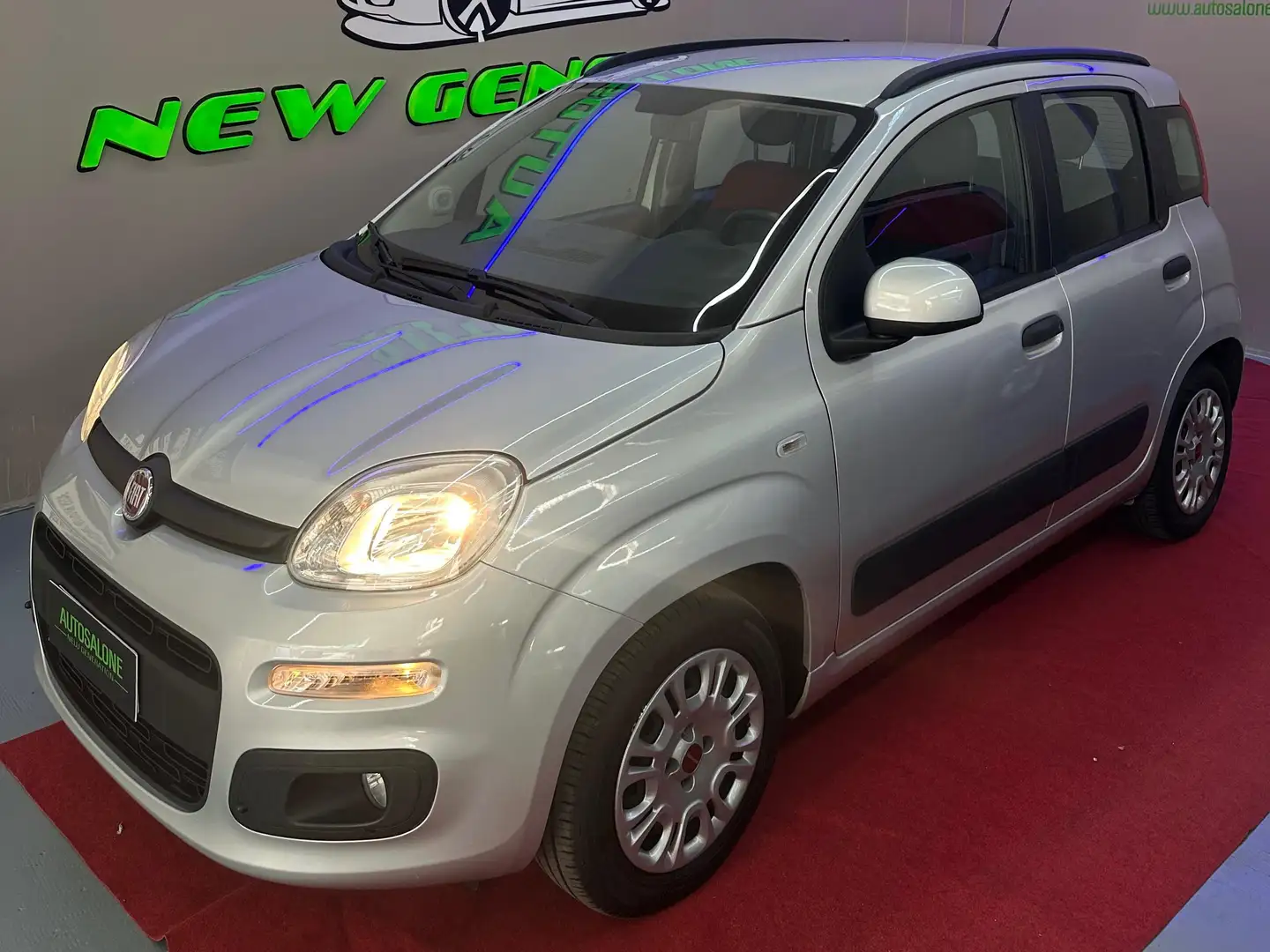 Fiat Panda Panda III 2012 1.2 easypower Lounge Gpl 69cv E6 Grigio - 2