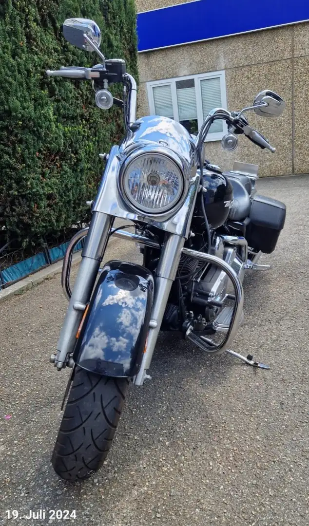 Harley-Davidson Road King FLHRSI Custom Negru - 2