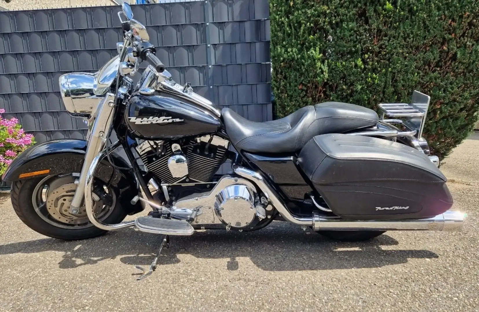Harley-Davidson Road King FLHRSI Custom Negru - 1
