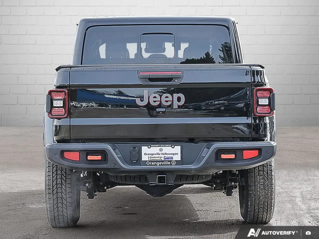 Jeep Gladiator снимка Jeep Gladiator