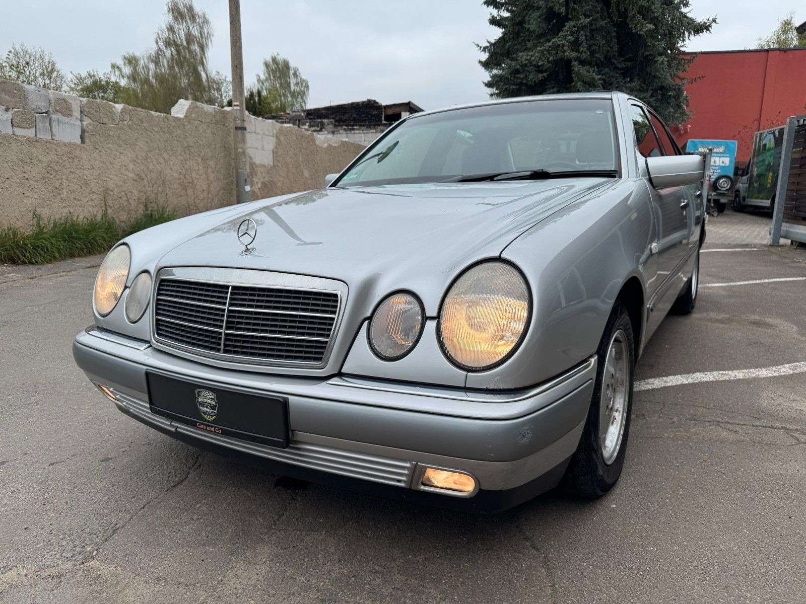Second hand Mercedes Benz E-Class 240