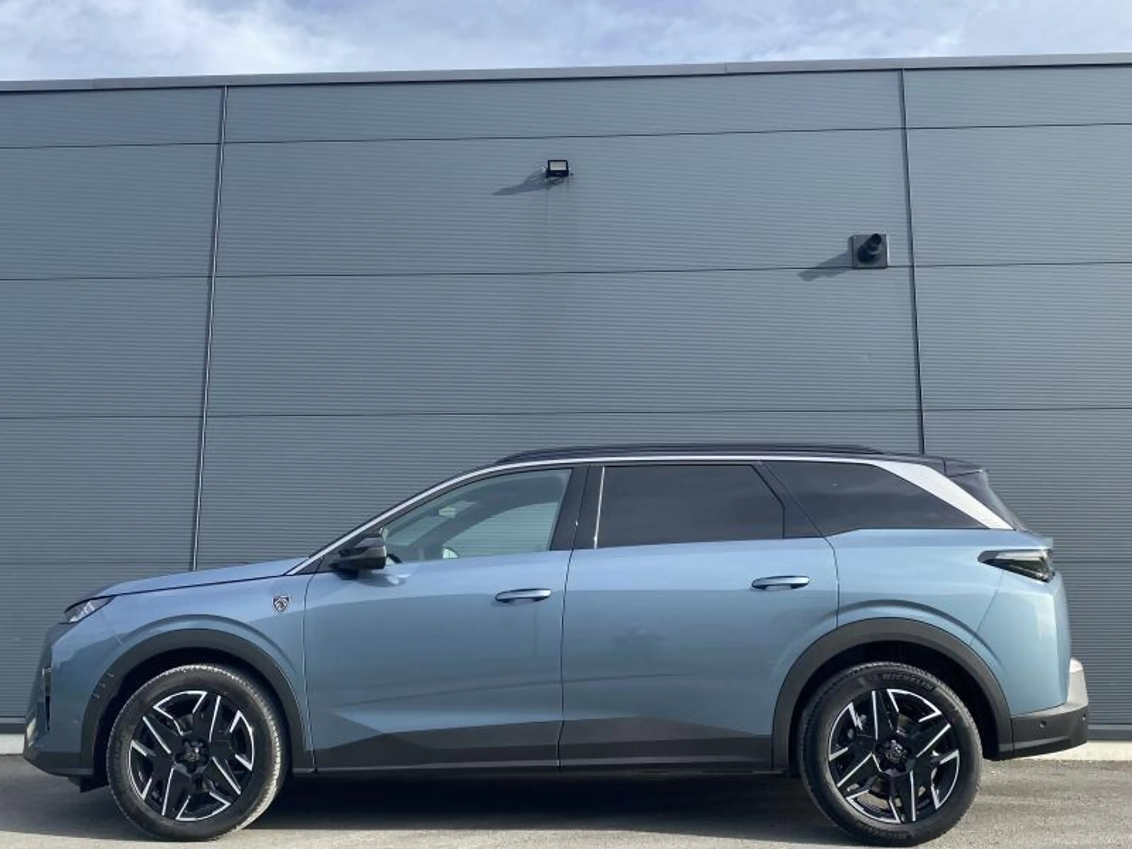 Peugeot 5008 GT / MHEV / E-DSC6 — photo 5