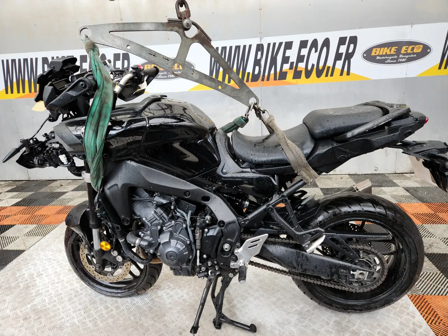 Yamaha MT-09 Noir - 2