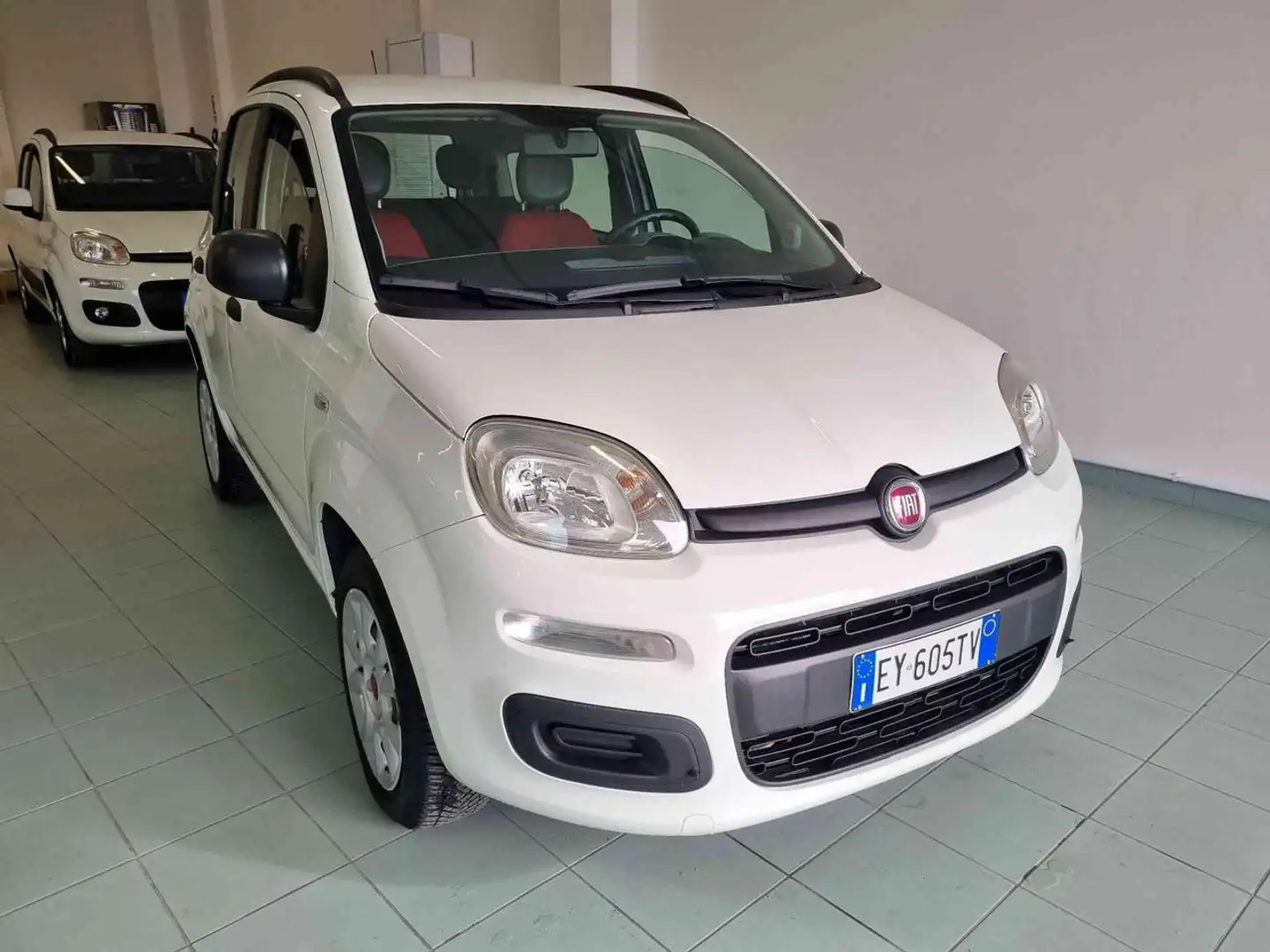 Fiat Panda 0.9 TwinAir Turbo Natural Power Lounge Blanc - 2