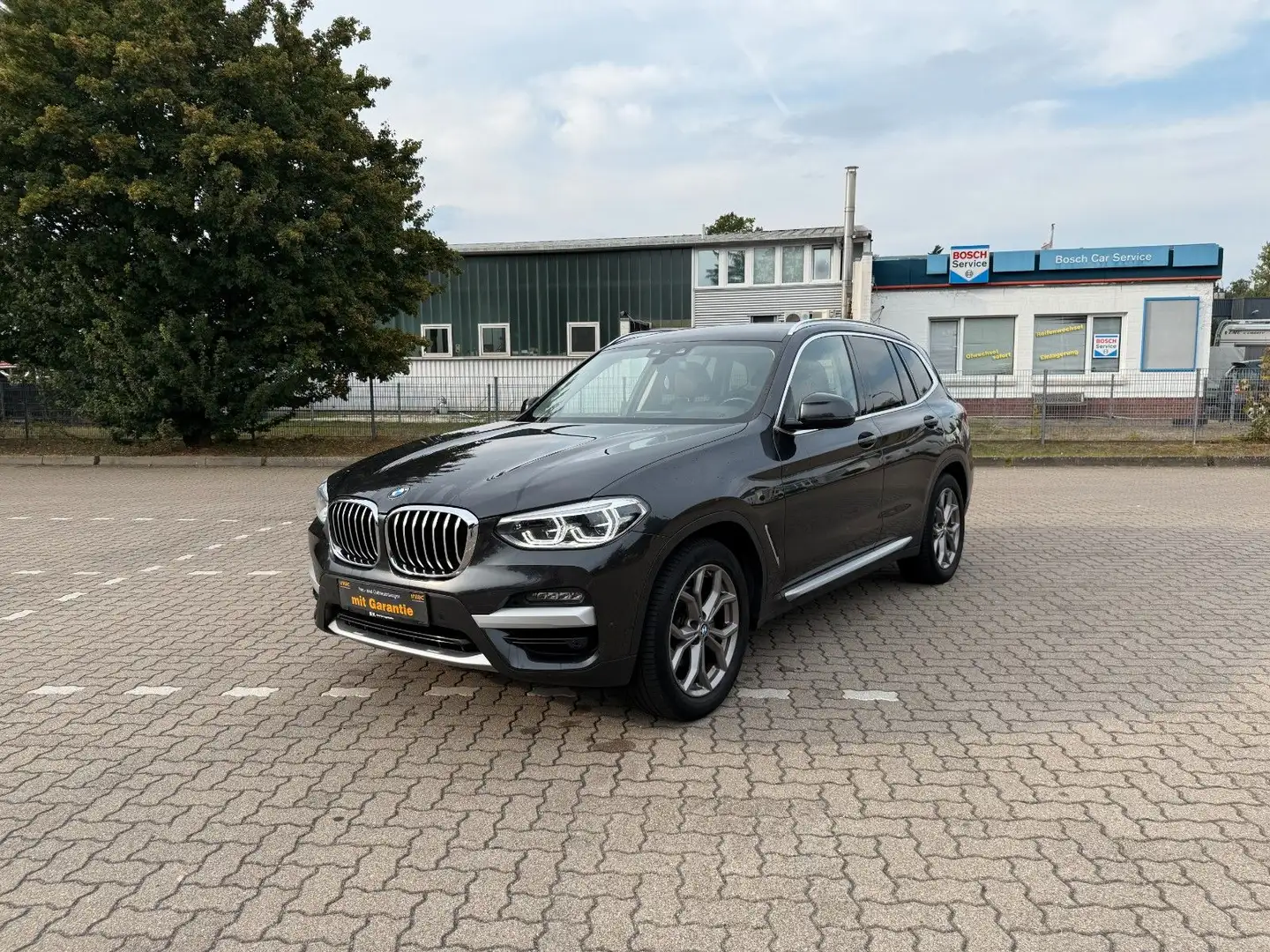 BMW X3 2,0 xDrive 20 d *x Line* R.Kamera Ambiente-B. Grau - 1