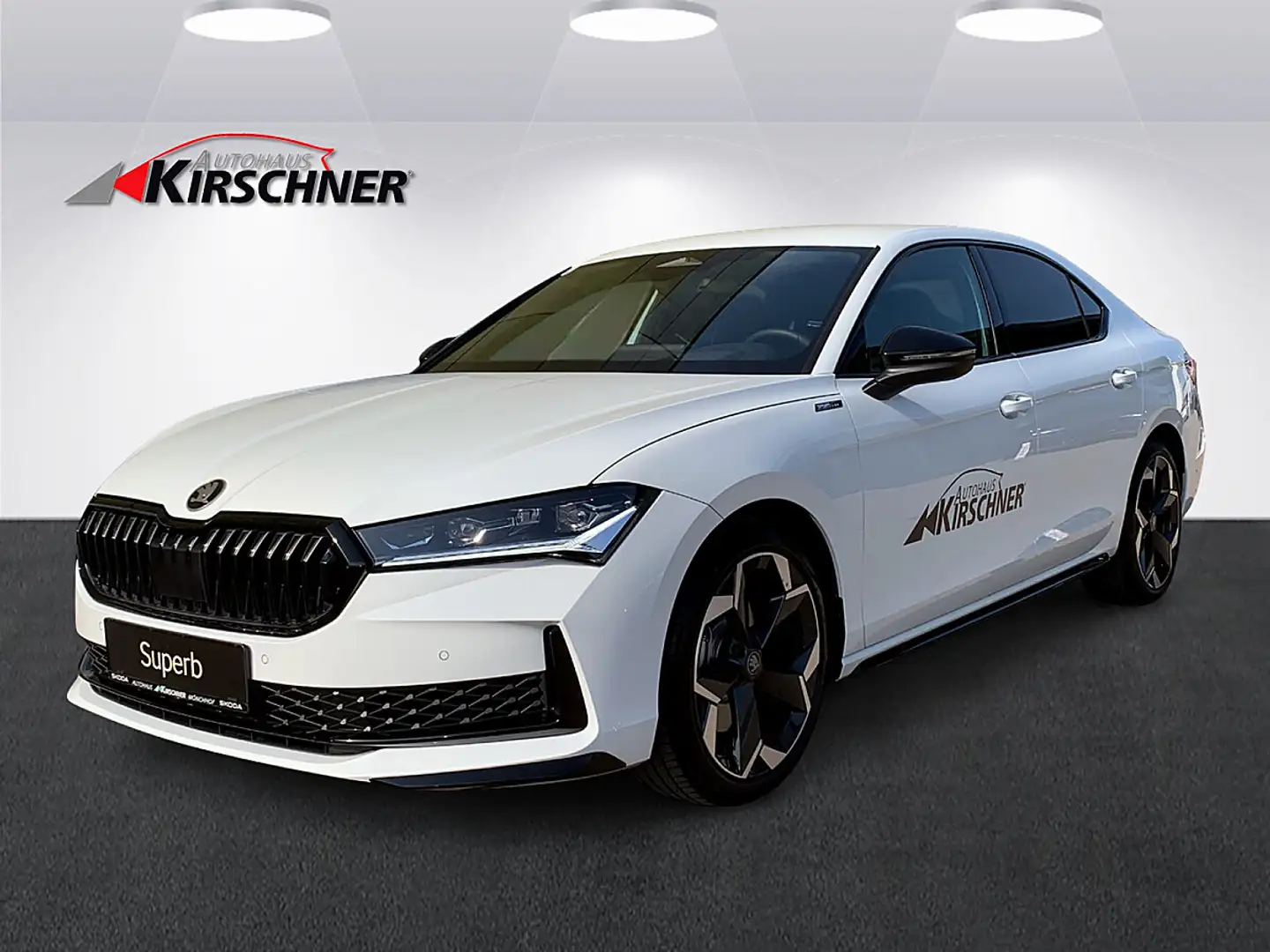 Skoda Superb 2,0 TSI Sportline 4x4 DSG Weiß - 1