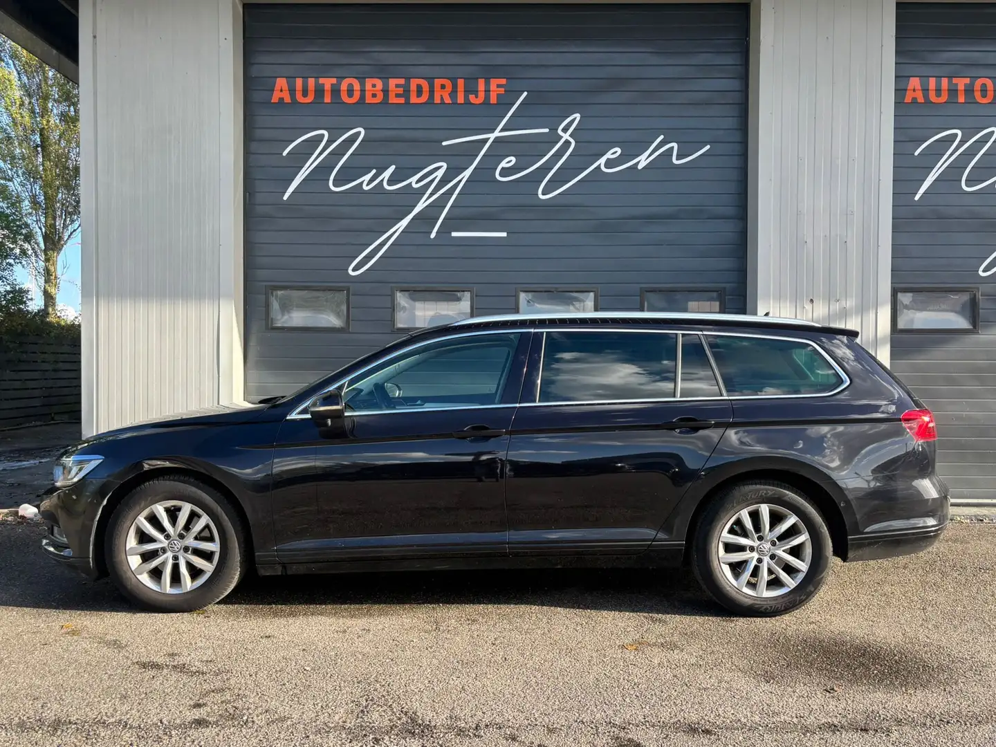 Volkswagen Passat Variant 1.6 TDI Comfortline |Automaat|Clima|Navi|Trekhaak Noir - 2