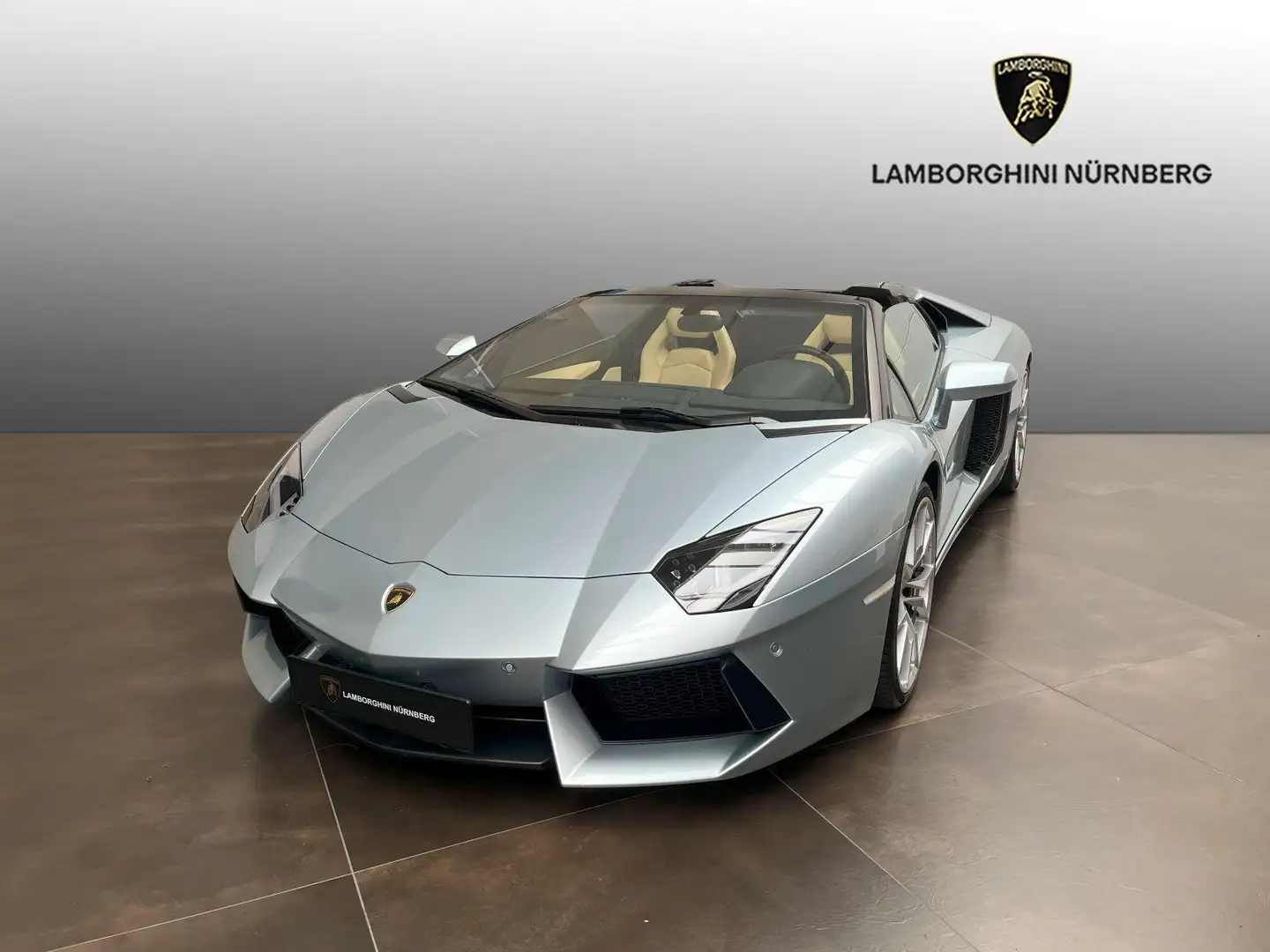 Lamborghini Aventador LP700 Roadster | Lamborghini Nürnberg Bleu - 1