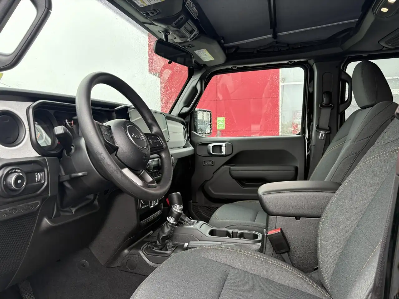 Jeep Wrangler снимка Jeep Wrangler