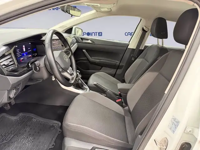Volkswagen Polo view 10