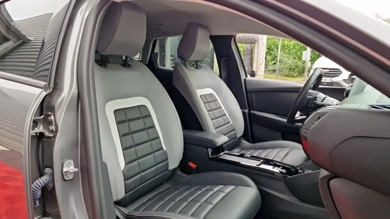 Citroen C4 Berline — photo 8
