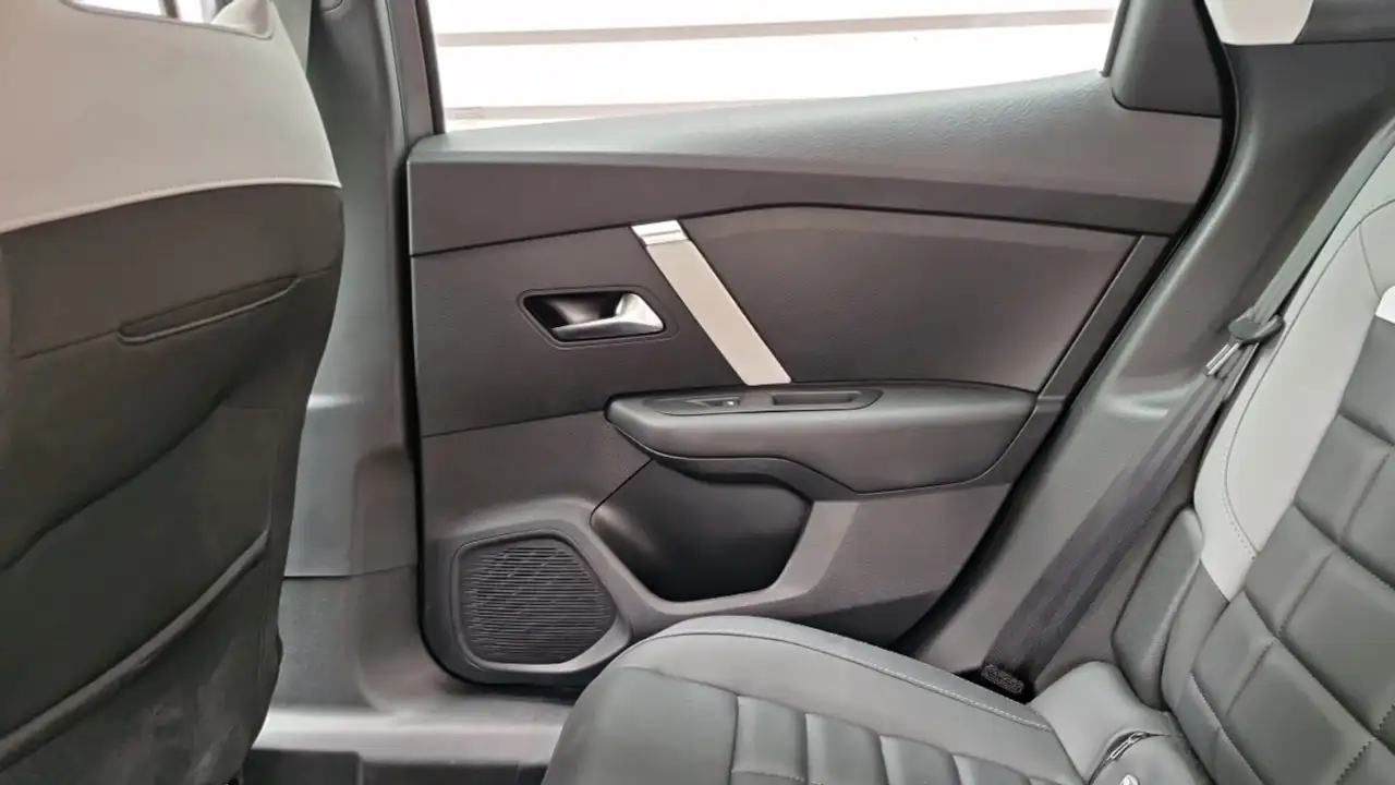 Citroen C4 Berline — photo 34