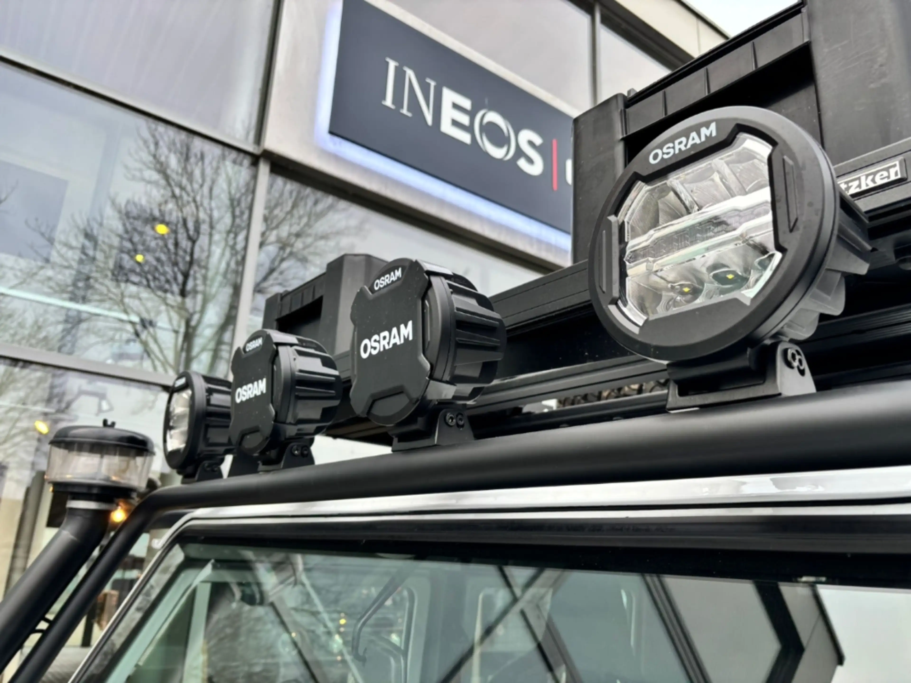 Land Rover Defender 150 L316 2.2 TD4 Expeditionsmobil mdx — photo 21