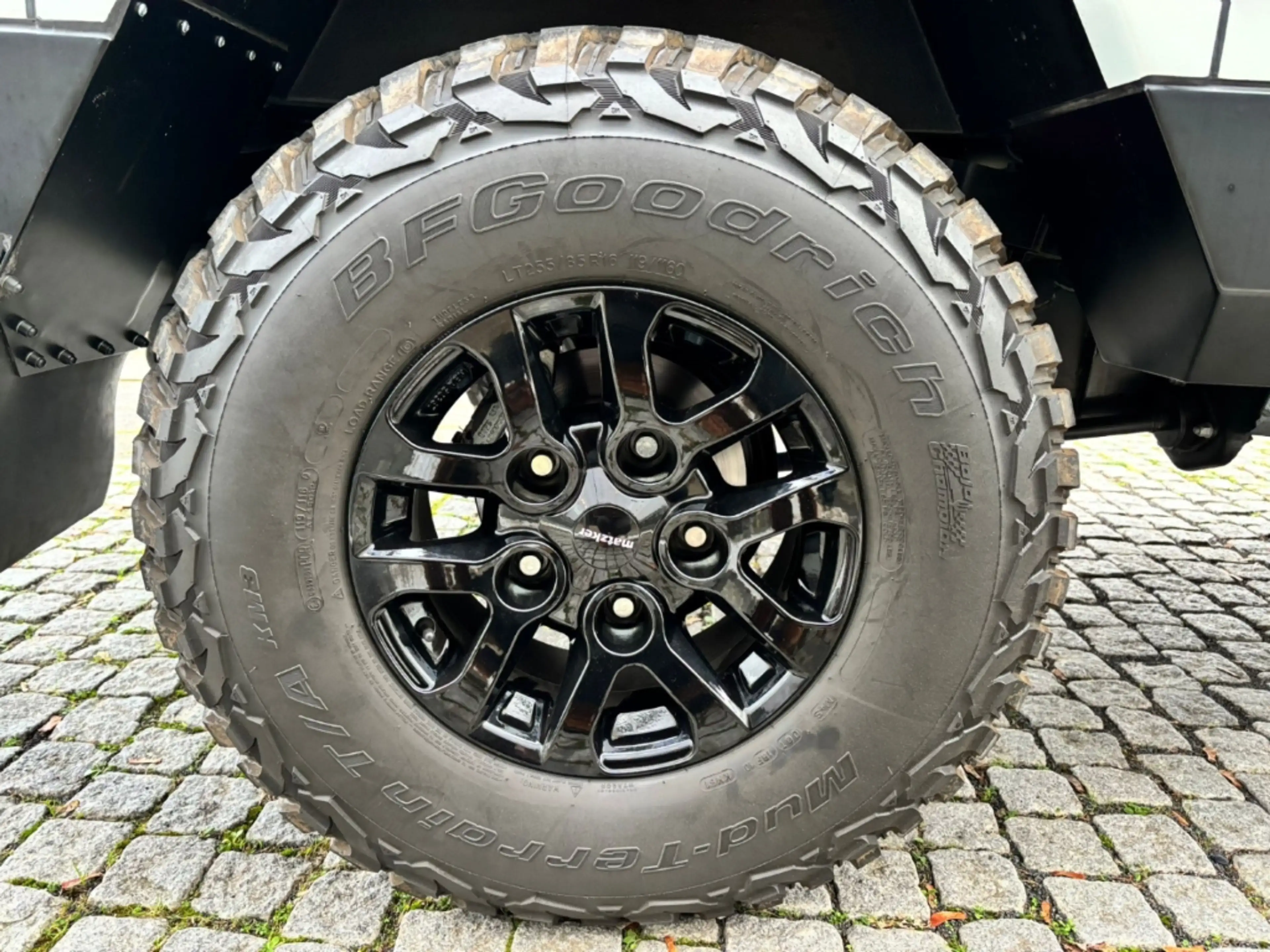 Land Rover Defender 150 L316 2.2 TD4 Expeditionsmobil mdx — photo 8