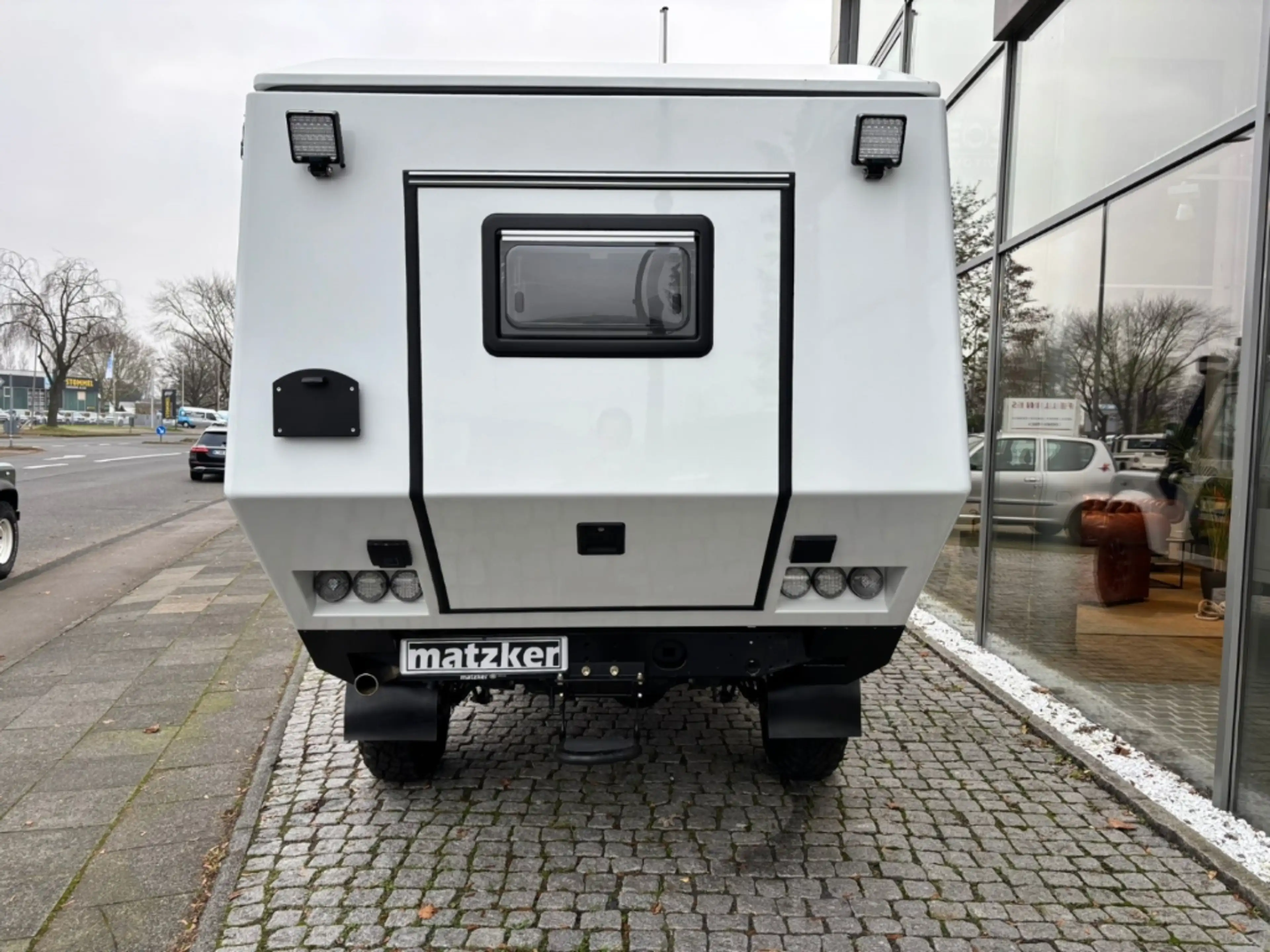 Land Rover Defender 150 L316 2.2 TD4 Expeditionsmobil mdx — photo 6