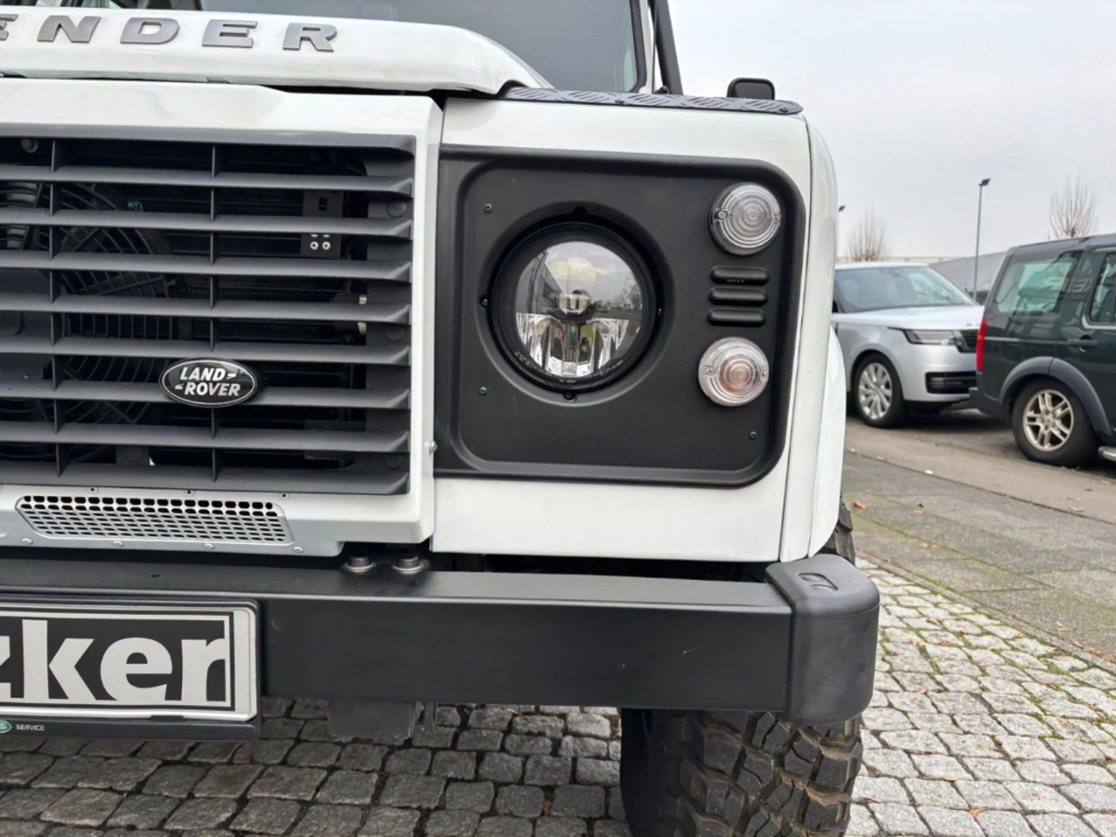 Land Rover Defender 150 L316 2.2 TD4 Expeditionsmobil mdx — photo 36