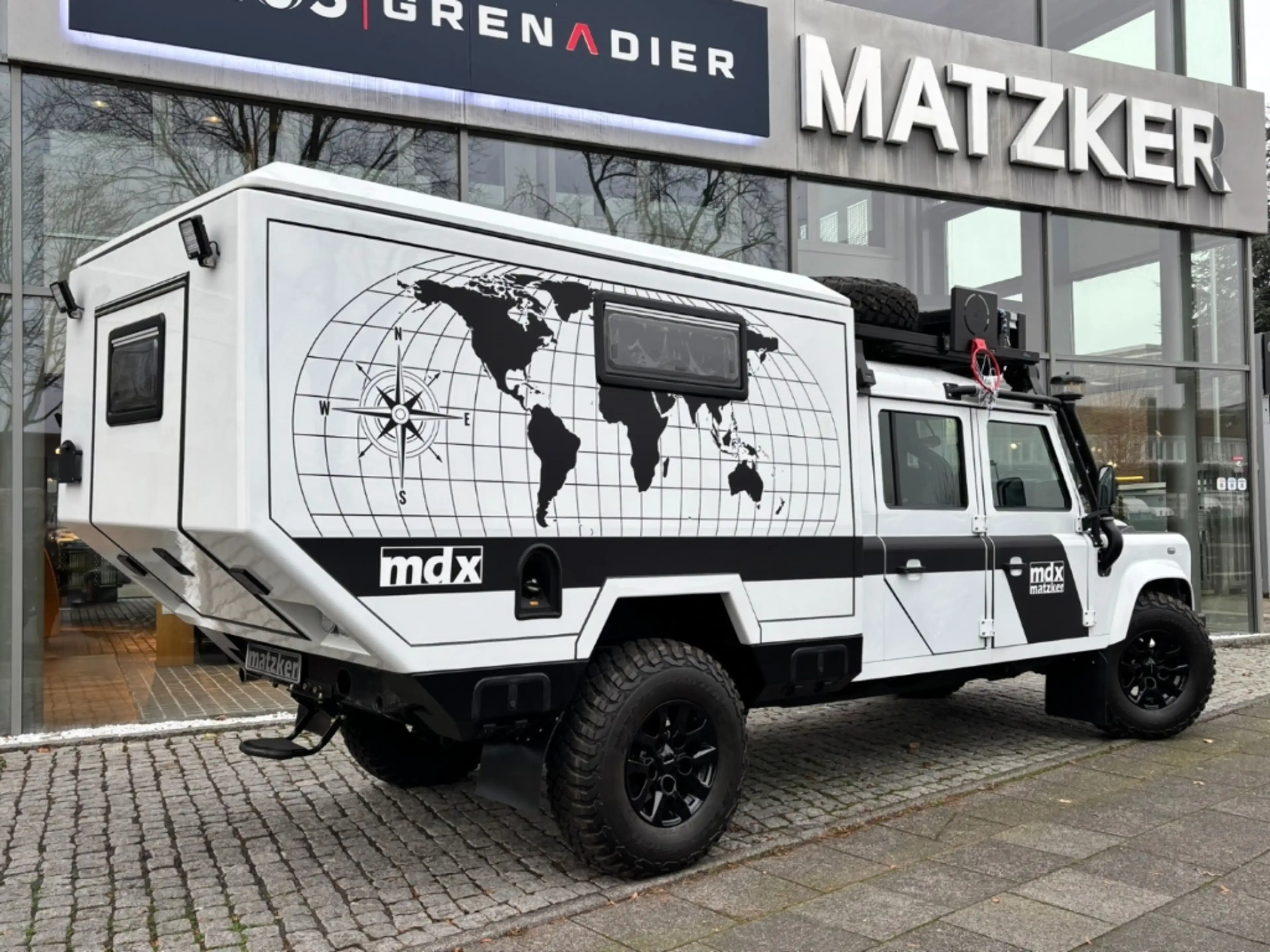 Land Rover Defender 150 L316 2.2 TD4 Expeditionsmobil mdx — photo 4