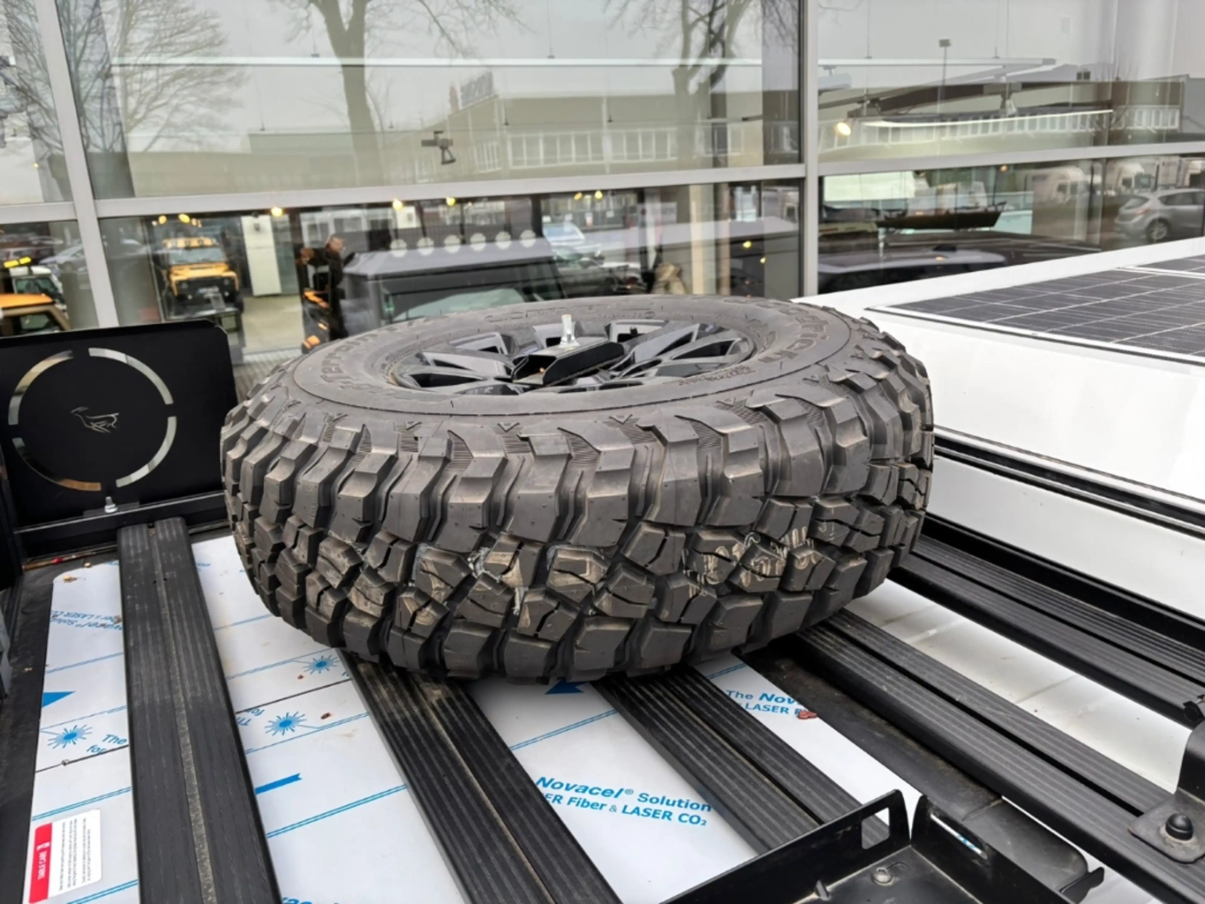Land Rover Defender 150 L316 2.2 TD4 Expeditionsmobil mdx — photo 34
