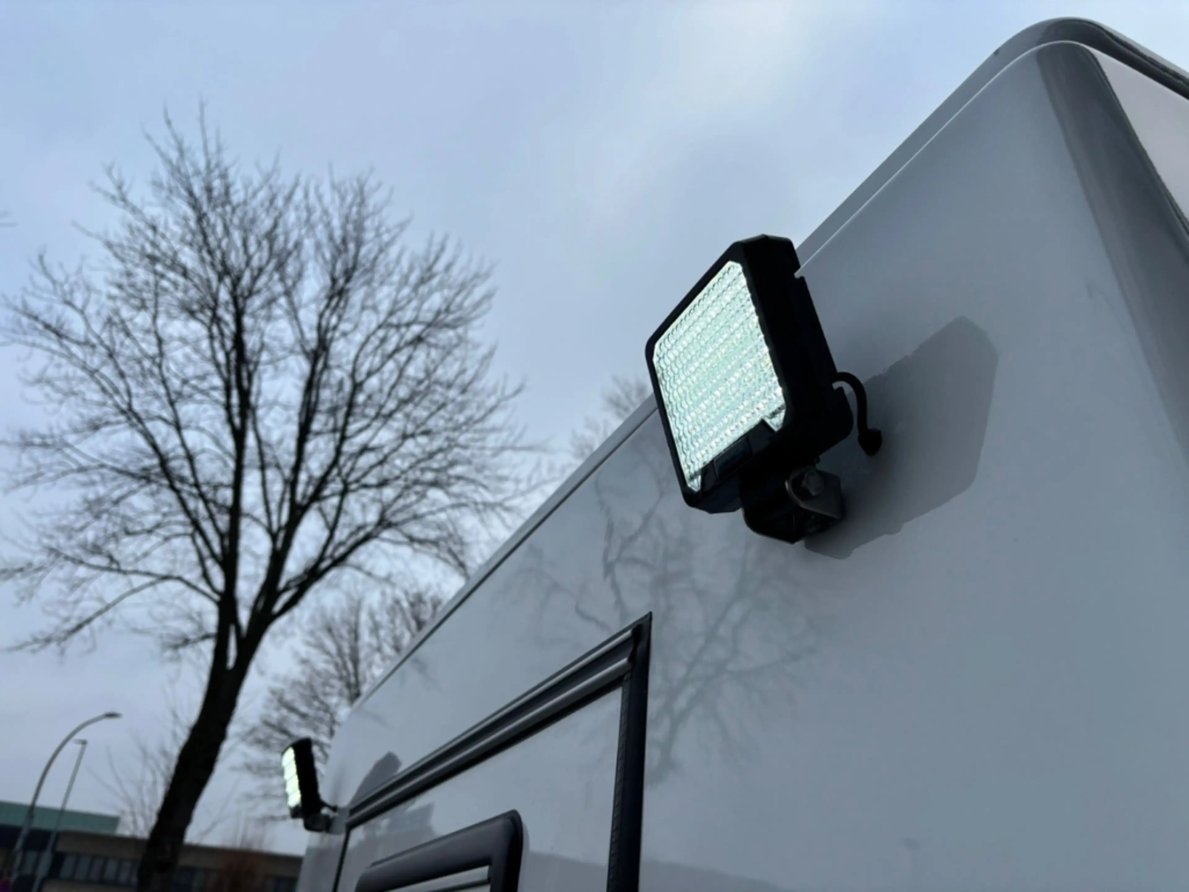 Land Rover Defender 150 L316 2.2 TD4 Expeditionsmobil mdx — photo 30