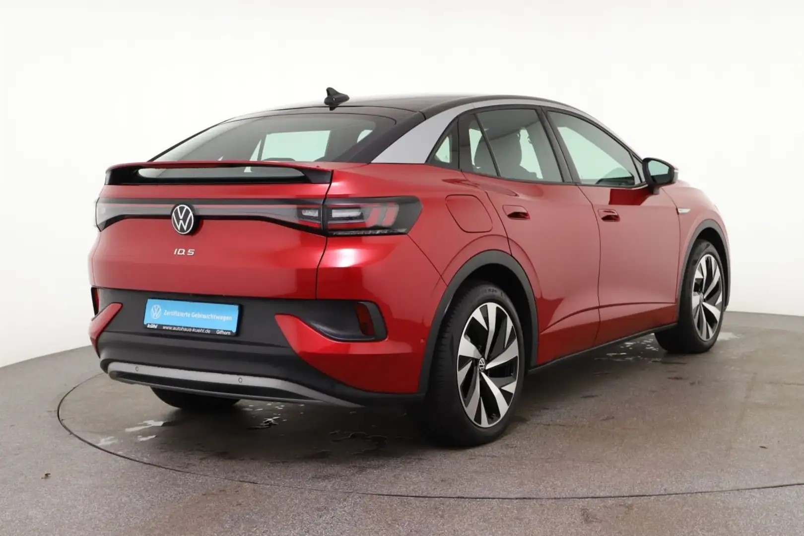 Volkswagen ID.5 Pro Performance LED ACC Kamera App Navi AHK Rot - 2