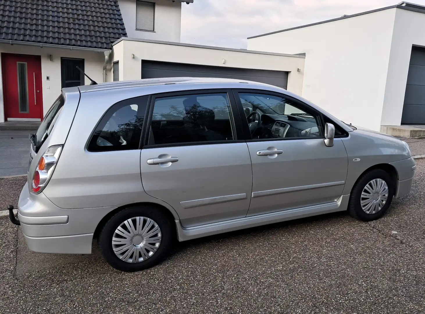 Suzuki Liana Anhängerkupplung, 40tkm Argent - 1