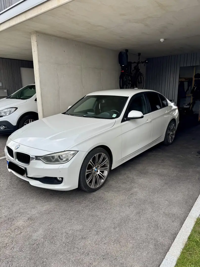 BMW 318 318d Österreich-Paket - 1