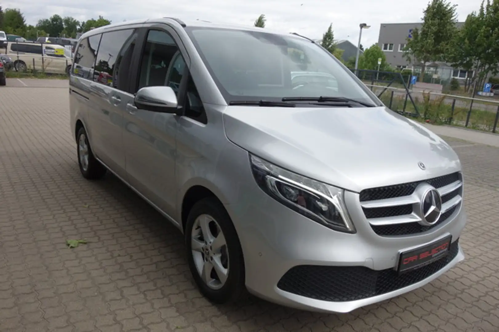 Mercedes-Benz V 220 d Edition Lang 2xsTÜR/LED/AHK/MBUX/TISCH Срібний - 2