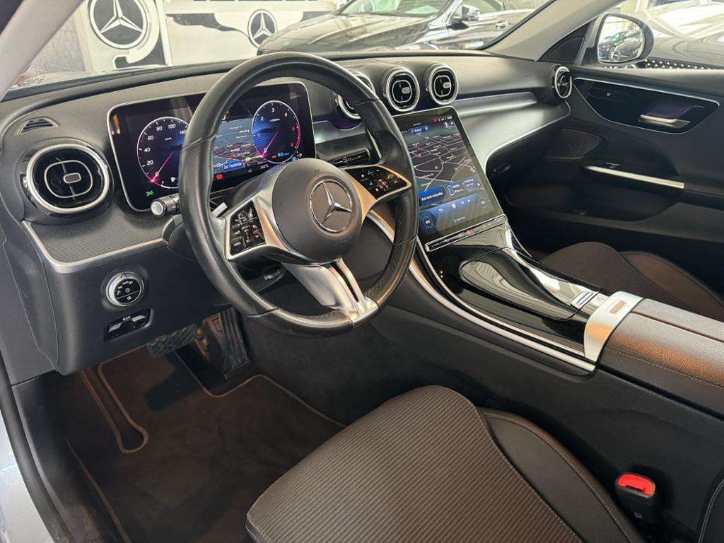 Mercedes-Benz C 220