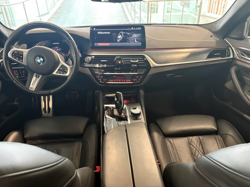 BMW 550 i xDrive Limousine Sportpaket HUD AD StandHZG AHK- — photo 7