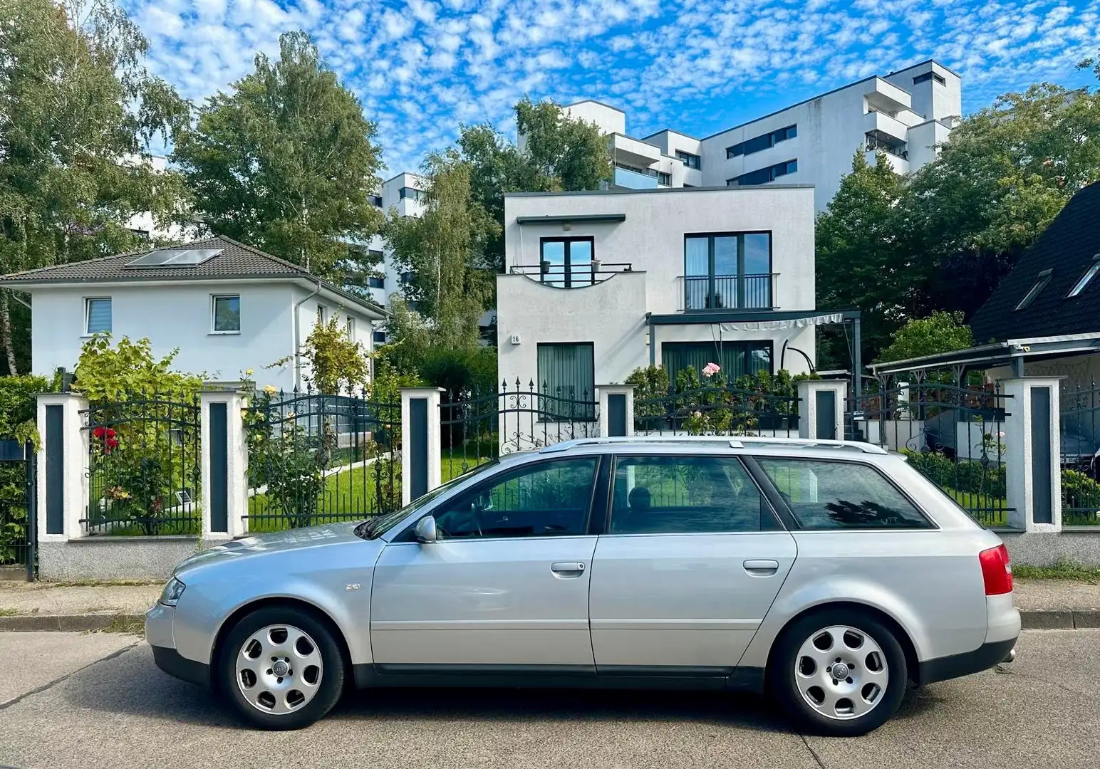 Audi A6 A6 Avant 4.2 quattro Silber - 1